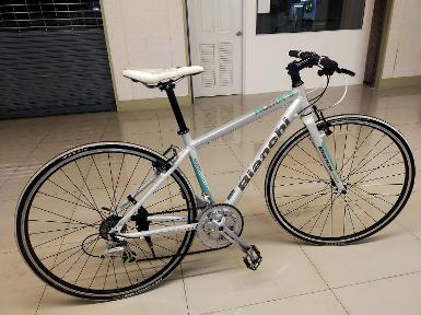 จักรยานไฮบริด Bianchi Roma II